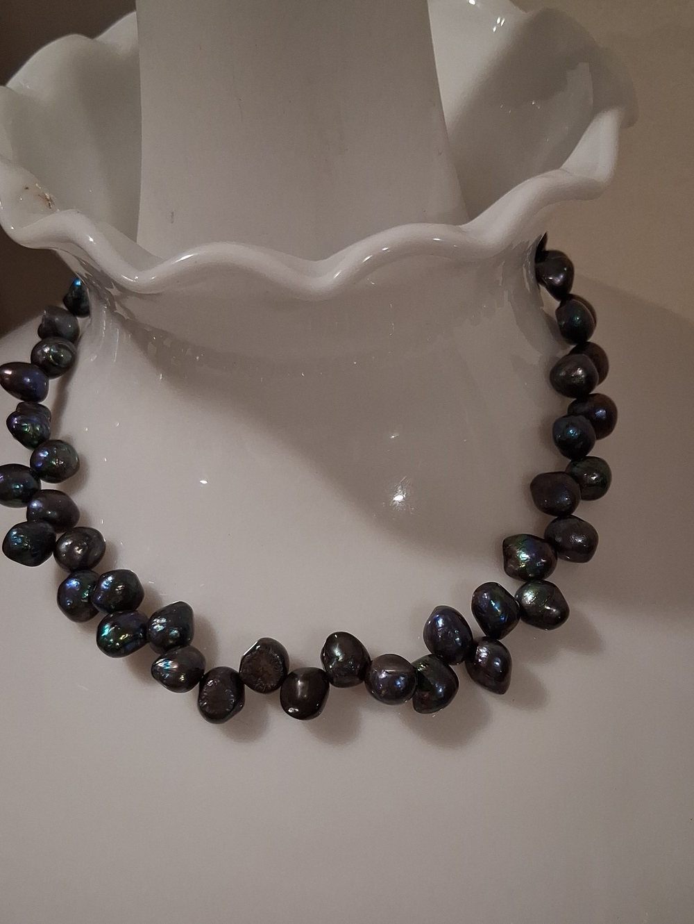 Lustrous Black Freshwater Pearl Necklace - Iridescent Sheen